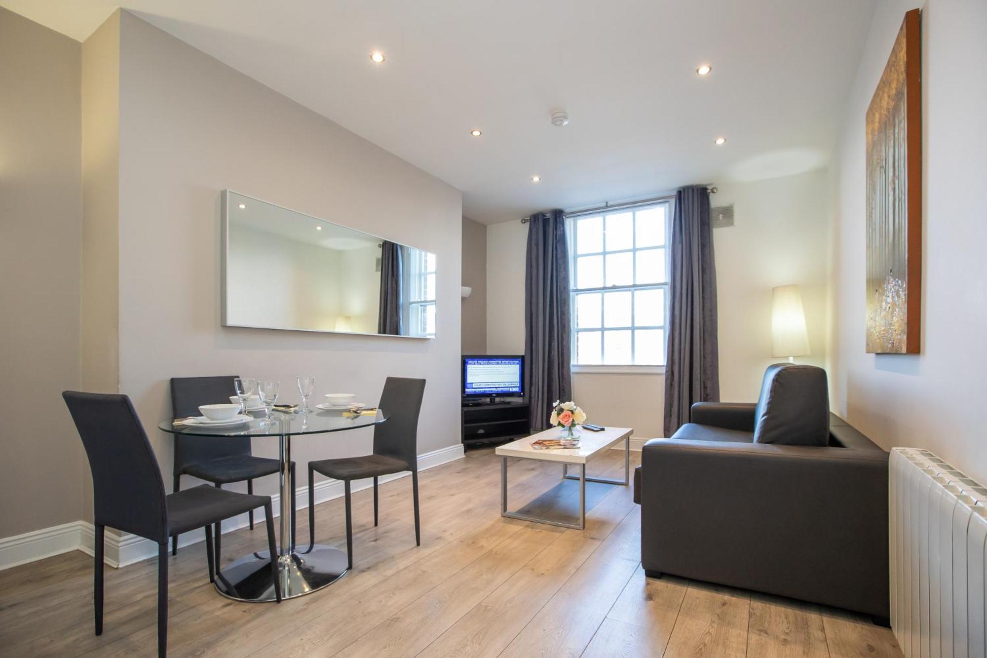 Temple Bar Essex Apartments ดับลิน ภายนอก รูปภาพ