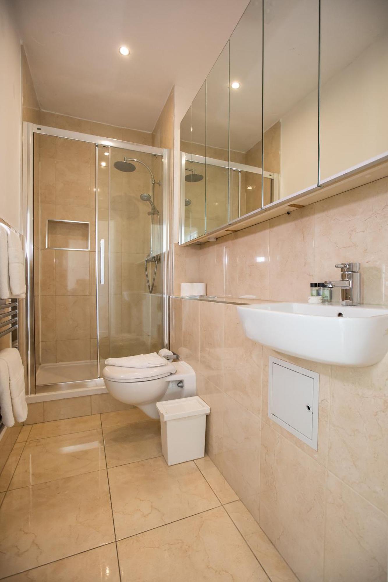 Temple Bar Essex Apartments ดับลิน ภายนอก รูปภาพ